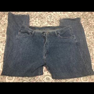 Wrangler men’s jeans relaxed fit 40x30